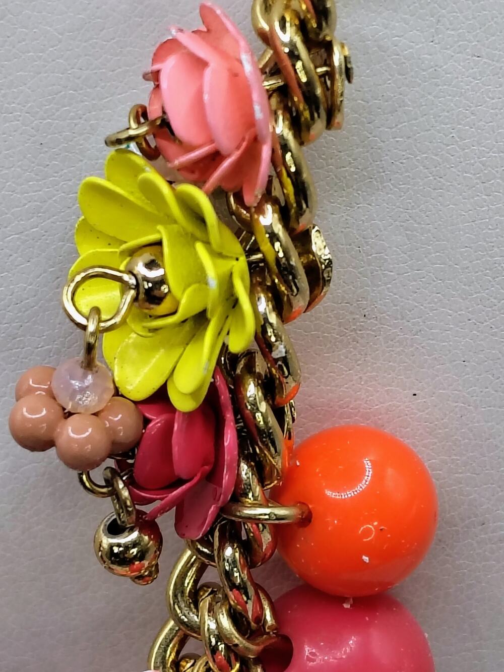 Talbots Floral Statement Necklace Gold Tone Pink Orange Bead Chunky Chain 19"